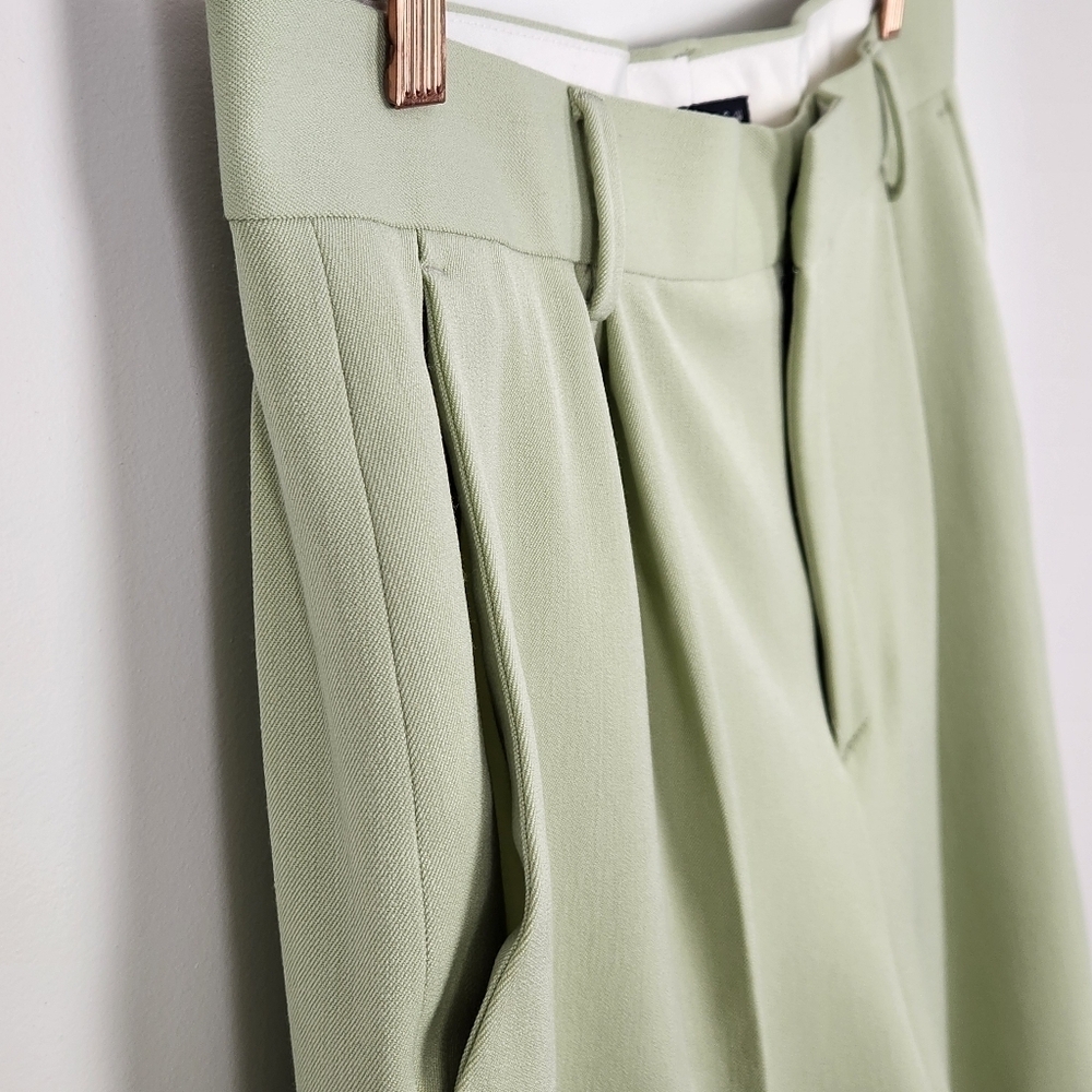 ASOS DESIGN Men's Size W34" Mint Green Cropped Bermuda Shorts Inseam 8" F10156 - Picture 5 of 11